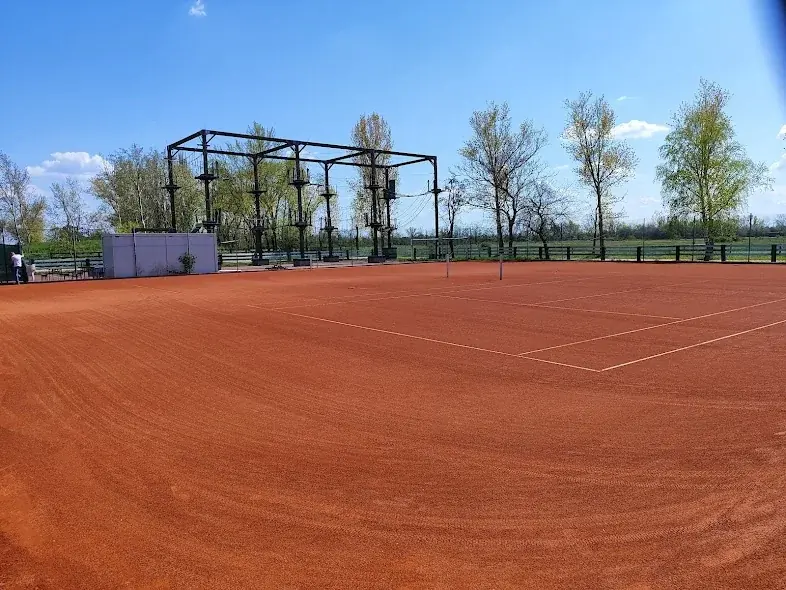Sandtennisplatz am Georgshof in Podersdorf